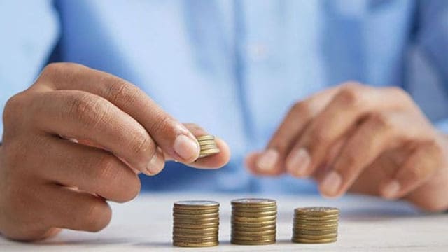 What you need to know about interest rates, inflation, and the falling dollar