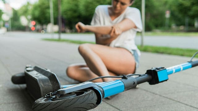 Stay safe while riding an e-scooter in Canada with these crucial tips from safety experts